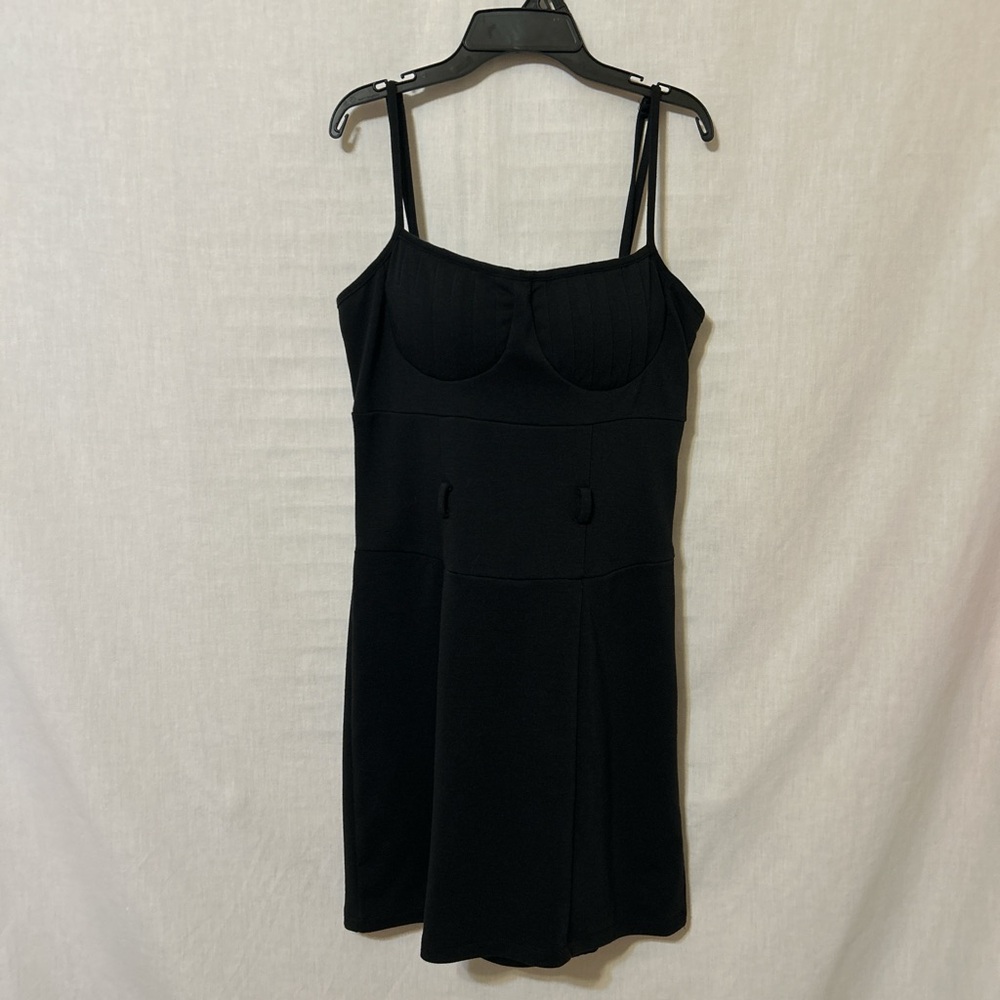 Sele Black Sleeveless Dress